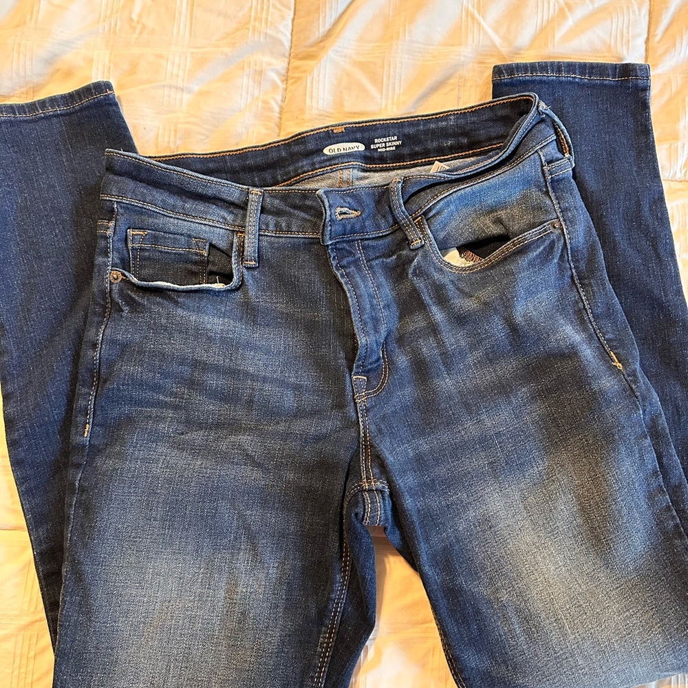 Old Navy rockstar super skinny jeans size 8
